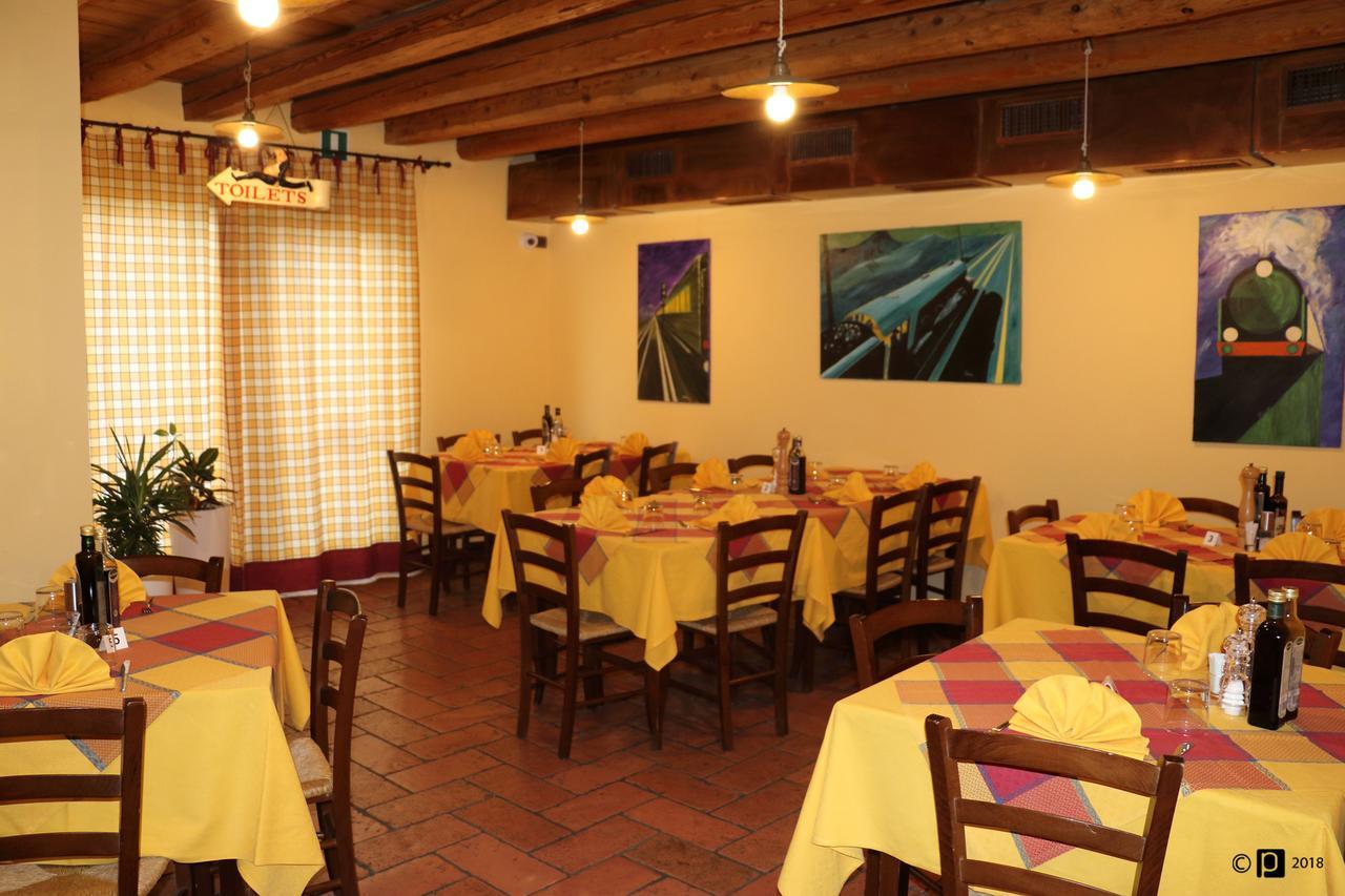 Hotel Ristorante "La Stazione" Cordovado Exterior photo
