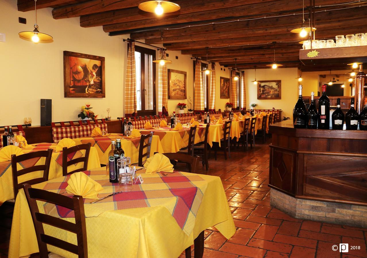 Hotel Ristorante "La Stazione" Cordovado Exterior photo