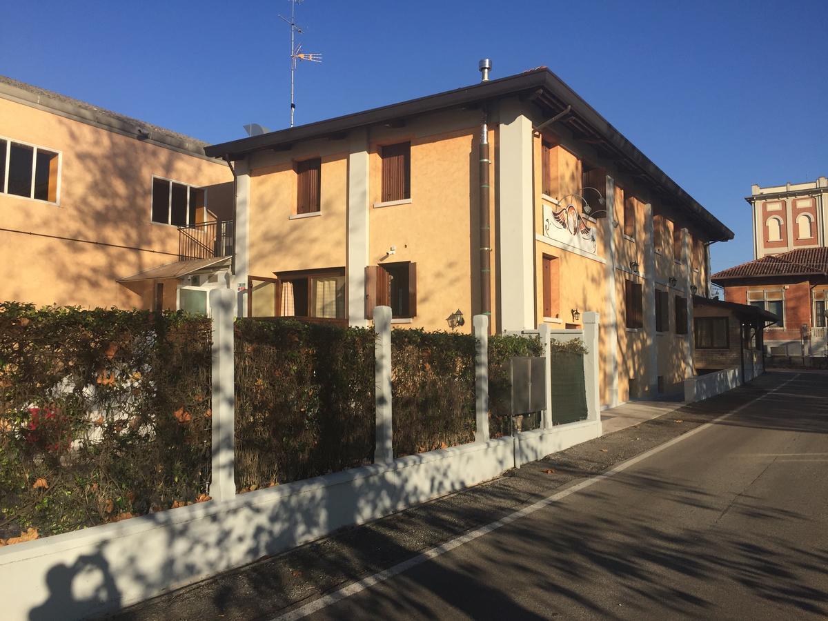 Hotel Ristorante "La Stazione" Cordovado Exterior photo